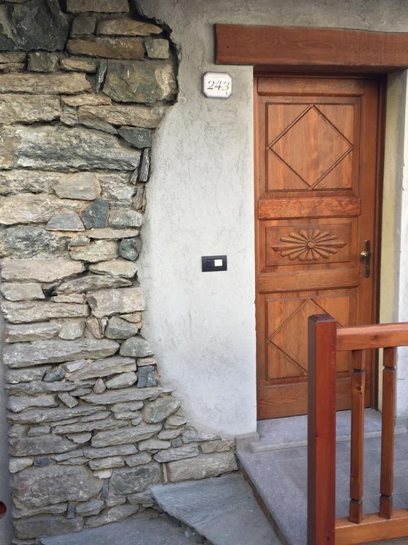 Appartamento Le Bourneau Aosta Eksteriør billede